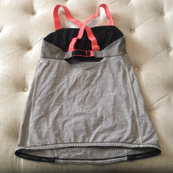 Lululemon run: catch me tank - Picture 8 of 8